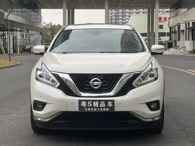 Nissan Murano — Фото автомобиля 2