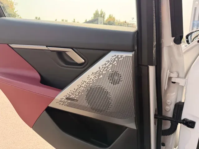BMW 5 Series — Фото автомобиля 14
