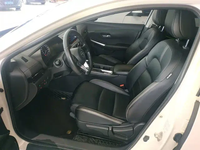 Nissan Sylphy — Фото автомобиля 14
