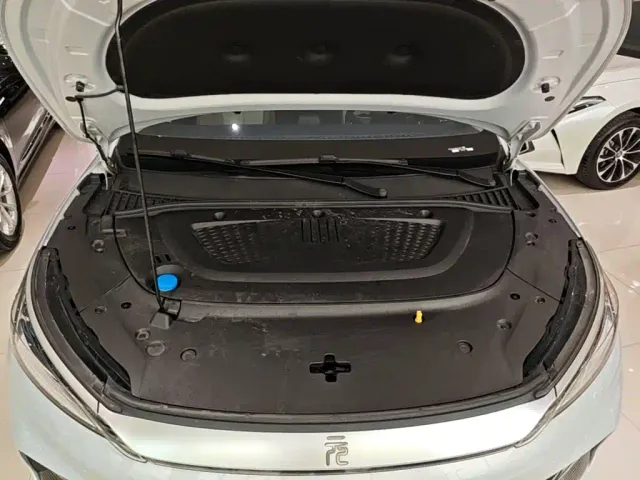 BYD Yuan PLUS — Фото автомобиля 19
