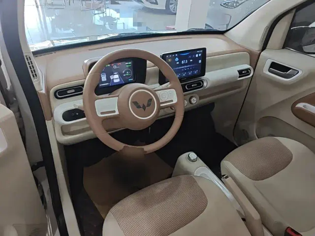 Wuling Hongguang Mini EV — Фото автомобиля 9