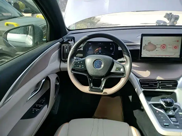 BYD Song Pro — Фото автомобиля 10