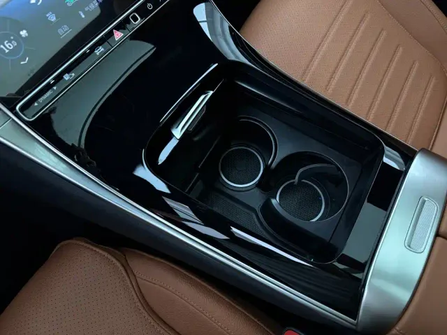 Mercedes-Benz GLC-Class — Фото автомобиля 11