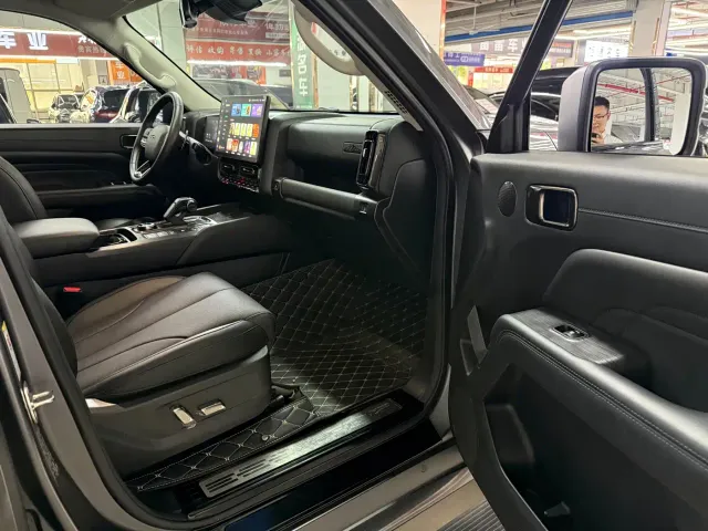 Haval H9 — Фото автомобиля 8