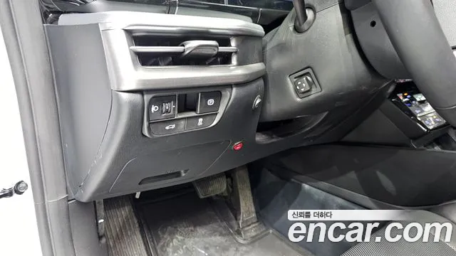 Hyundai Grandeur Grandeur (GN7) 3.5 LPG 2WD (Такси) — Фото автомобиля 14