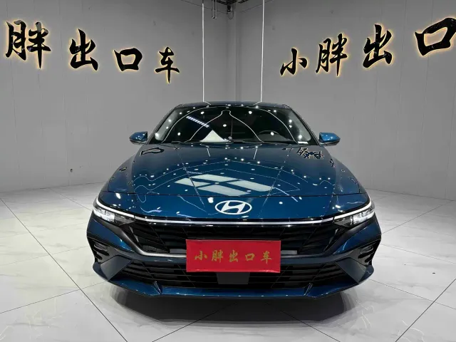 Hyundai Elantra — Фото автомобиля 2