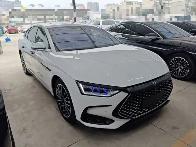 BYD Han — Фото автомобиля 8