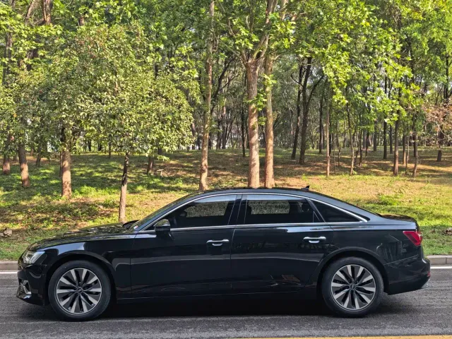 Audi A6L — Фото автомобиля 3