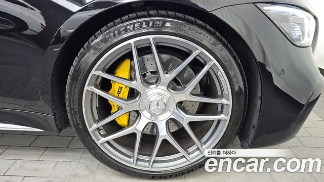 Mercedes-Benz AMG GT 4 двери 43 4MATIC+ Dynamic — Фото автомобиля 19