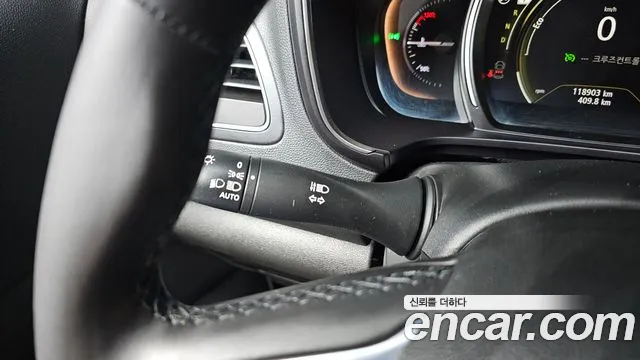 Renault-KoreaSamsung QM6 Новый QM6 2.0 LPe RE Signature 2WD — Фото автомобиля 29