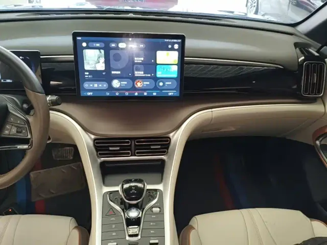 BYD Song Pro — Фото автомобиля 12