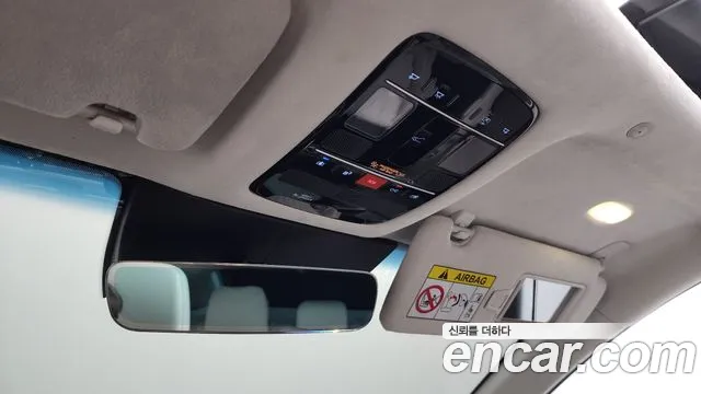Hyundai Grandeur — Фото автомобиля 24