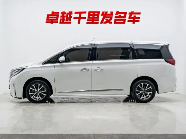 GAC Trumpchi M8 — Фото автомобиля 7