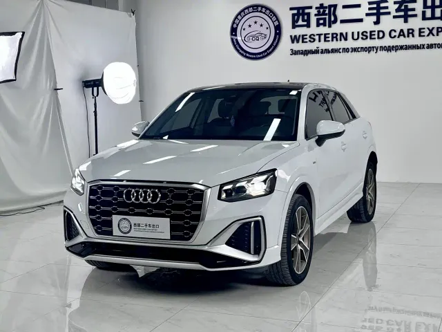 Фотография автомобиля — Audi Q2L