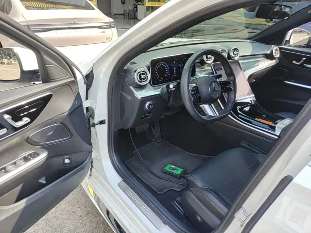 Mercedes-Benz C-Class — Фото автомобиля 15