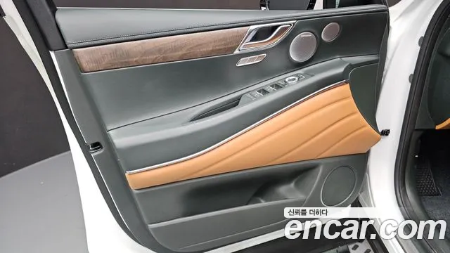 Genesis GV80 — Фото автомобиля 13
