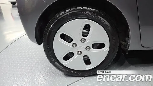 Kia RAY Новый Kia Ray Фургон — Фото автомобиля 5