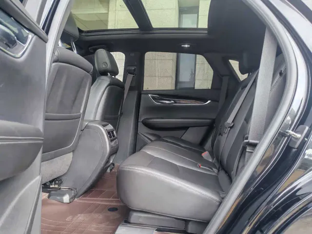 Cadillac XT5 — Фото автомобиля 17