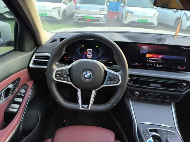 BMW i3 — Фото автомобиля 10