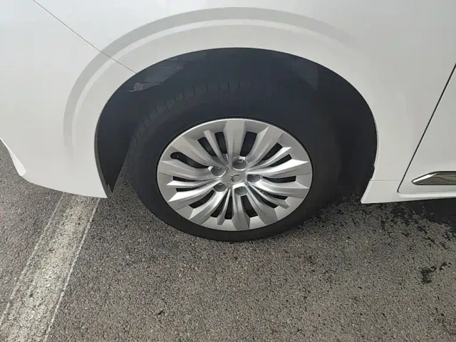 Wuling Jiachen — Фото автомобиля 22