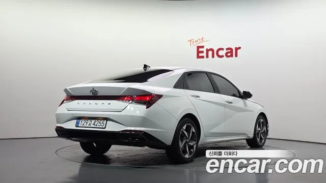 Hyundai AVANTE Modern — Фото автомобиля 2