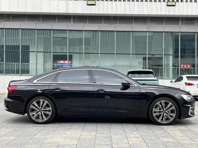 Audi A6L — Фото автомобиля 4