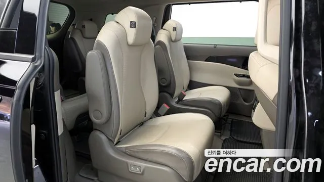 Kia Canival Carnival 4 поколение 9 мест Signature — Фото автомобиля 12