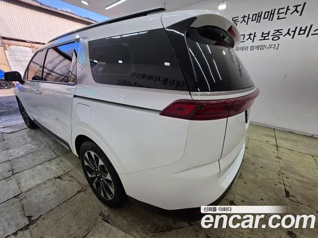Kia Carnival 4th Gen — Фото автомобиля 3