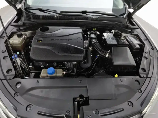 Changan Eado — Фото автомобиля 6