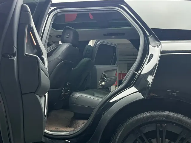 Land Rover Range Rover Sport — Фото автомобиля 16