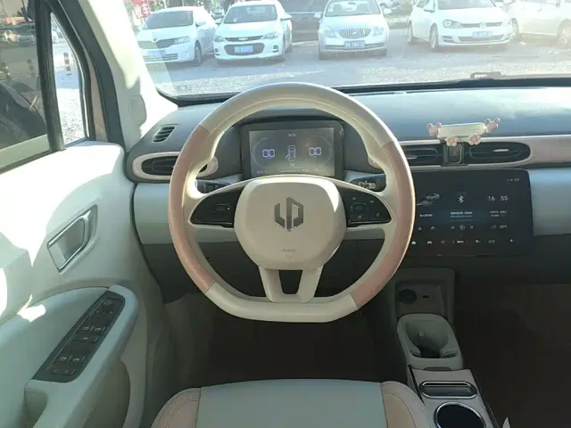 Leapmotor T03 — Фото автомобиля 10