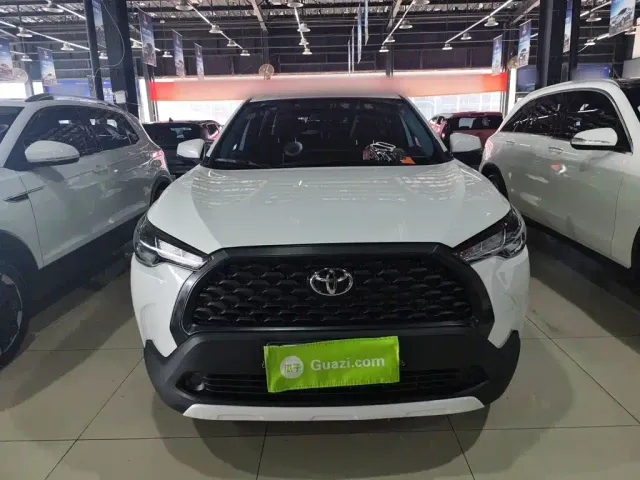 Toyota Corolla Cross — Фото автомобиля 2