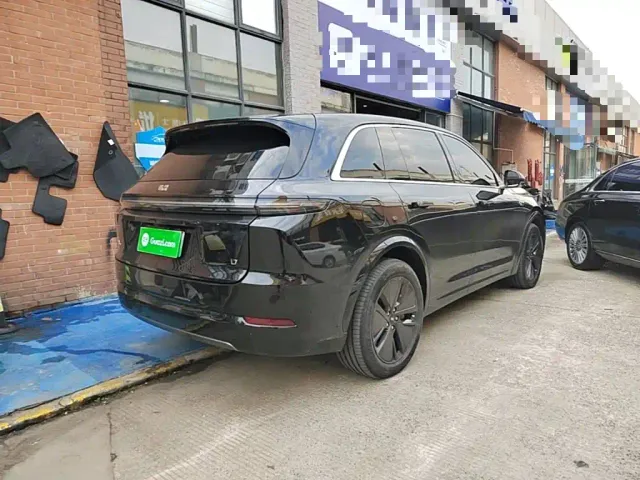 Li Auto L7 — Фото автомобиля 6