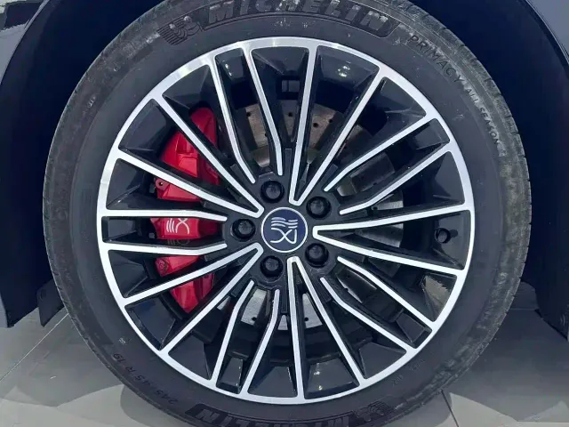 BYD Han — Фото автомобиля 3