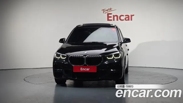 BMW X1 — Фото автомобиля 3