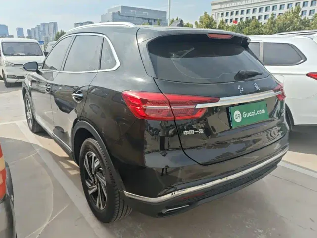 Hongqi HS5 — Фото автомобиля 4