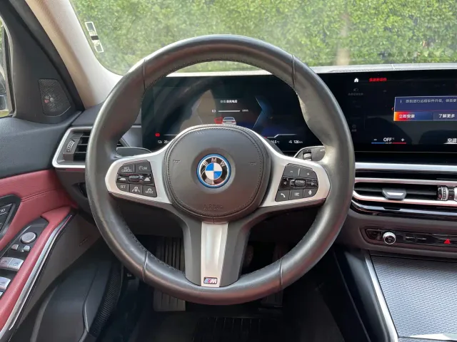 BMW i3 — Фото автомобиля 13