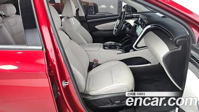 Hyundai Tucson Tucson (NX4) Бензин 1.6 турбо 2WD — Фото автомобиля 10