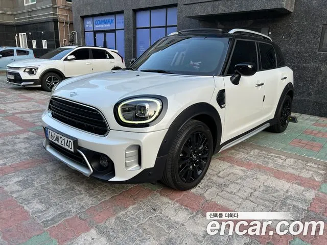 Фотография автомобиля — MINI Countryman