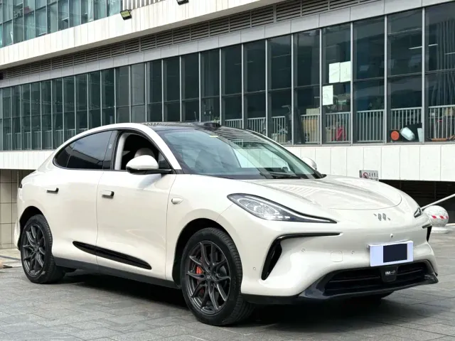 IM Motors LS6 — Фото автомобиля 3