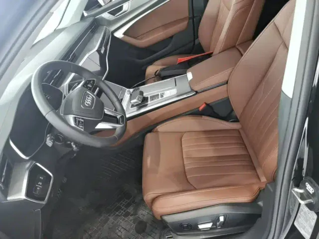 Audi A6L — Фото автомобиля 19