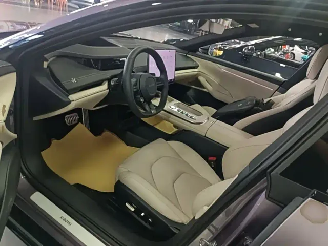 Xiaomi SU7 — Фото автомобиля 15