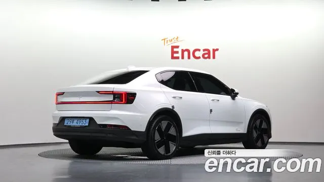 Polestar Polestar 2 — Фото автомобиля 2