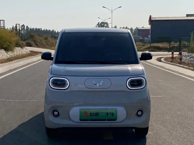 Wuling Hongguang Mini EV — Фото автомобиля 2