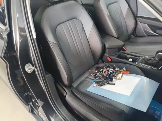 Volkswagen Sagitar — Фото автомобиля 24