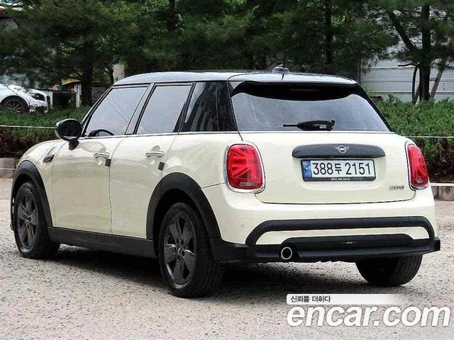 MINI Cooper — Фото автомобиля 3