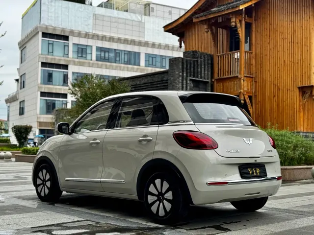 Wuling Bingo — Фото автомобиля 6