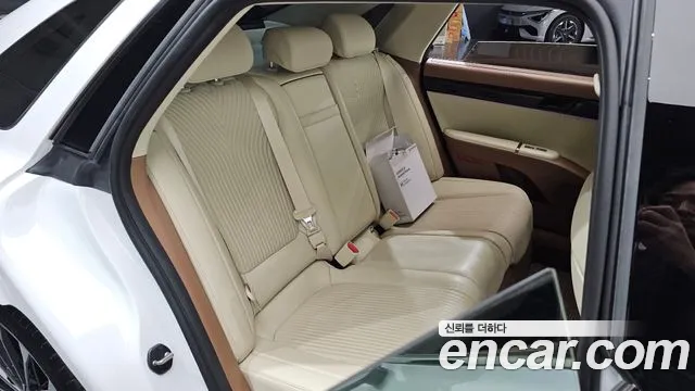 Hyundai Grandeur GN7 — Фото автомобиля 16