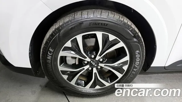 Kia Canival Carnival 4 поколение 9 мест Prestige — Фото автомобиля 5