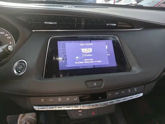 Cadillac XT4 — Фото автомобиля 12